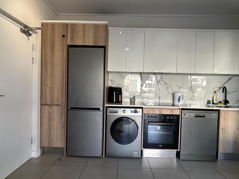 To Let 1 Bedroom Property for Rent in Sandown Western Cape
